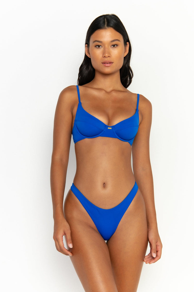 So Chic Sculpting Top Royal Blue